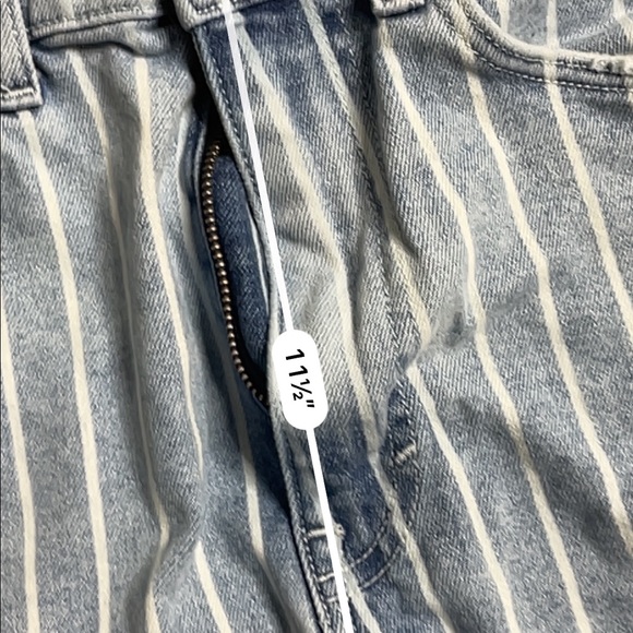 &Denim striped high rise denim mom shorts - Picture 4 of 4